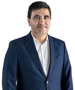 Portrait of Dr. Paulo Silva